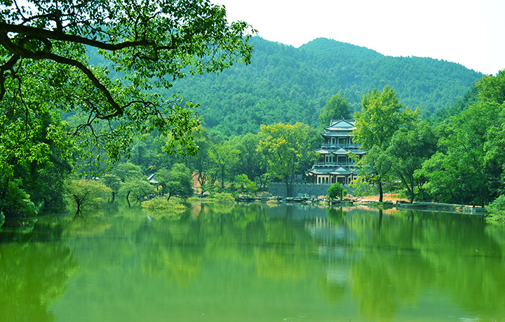 長沙到桂林、陽朔、堯山、榕杉湖、市內漓江竹筏游、逍遙湖特