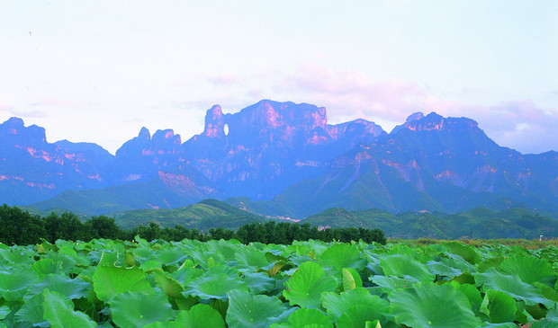 天門(mén)山