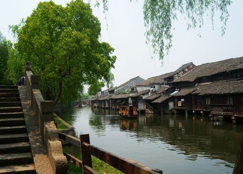 杭州旅游住哪里方便_杭州旅游住哪里好