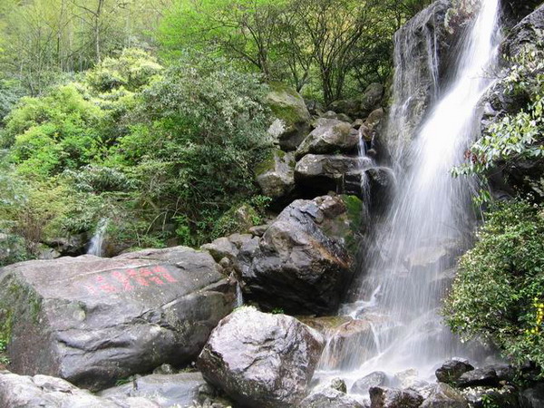 【特價】長沙到江西明月山+溫湯古鎮古井泡腳二日游