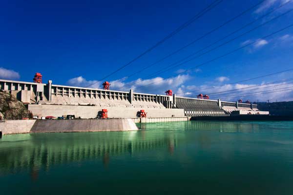 株洲/湘潭/長沙/岳陽到三峽大壩標準化、屈原故里、三峽大瀑布汽車三日游