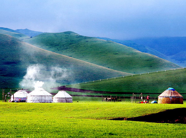 長沙到內(nèi)蒙古希拉穆仁草原-庫布其沙漠-呼和浩特雙飛4日游特價(jià)旅游